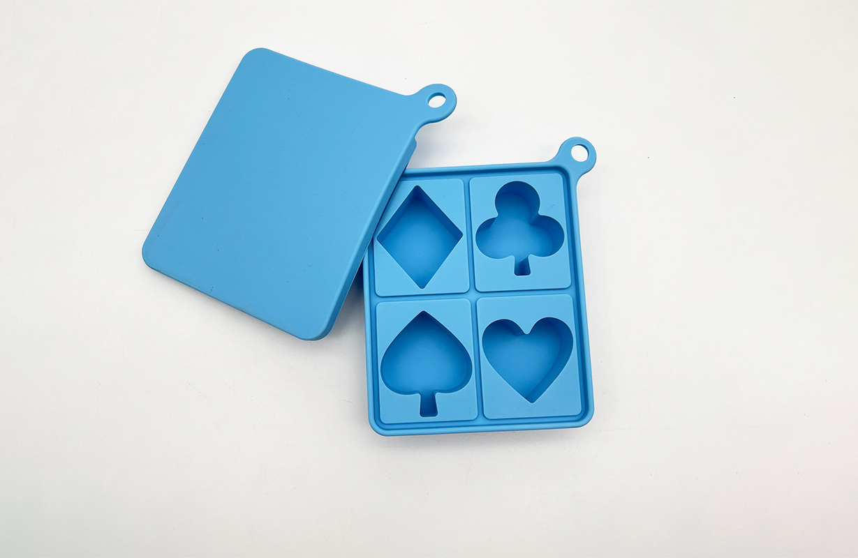 Playing Cards Poker Mold Silicone Ice Tray (2)